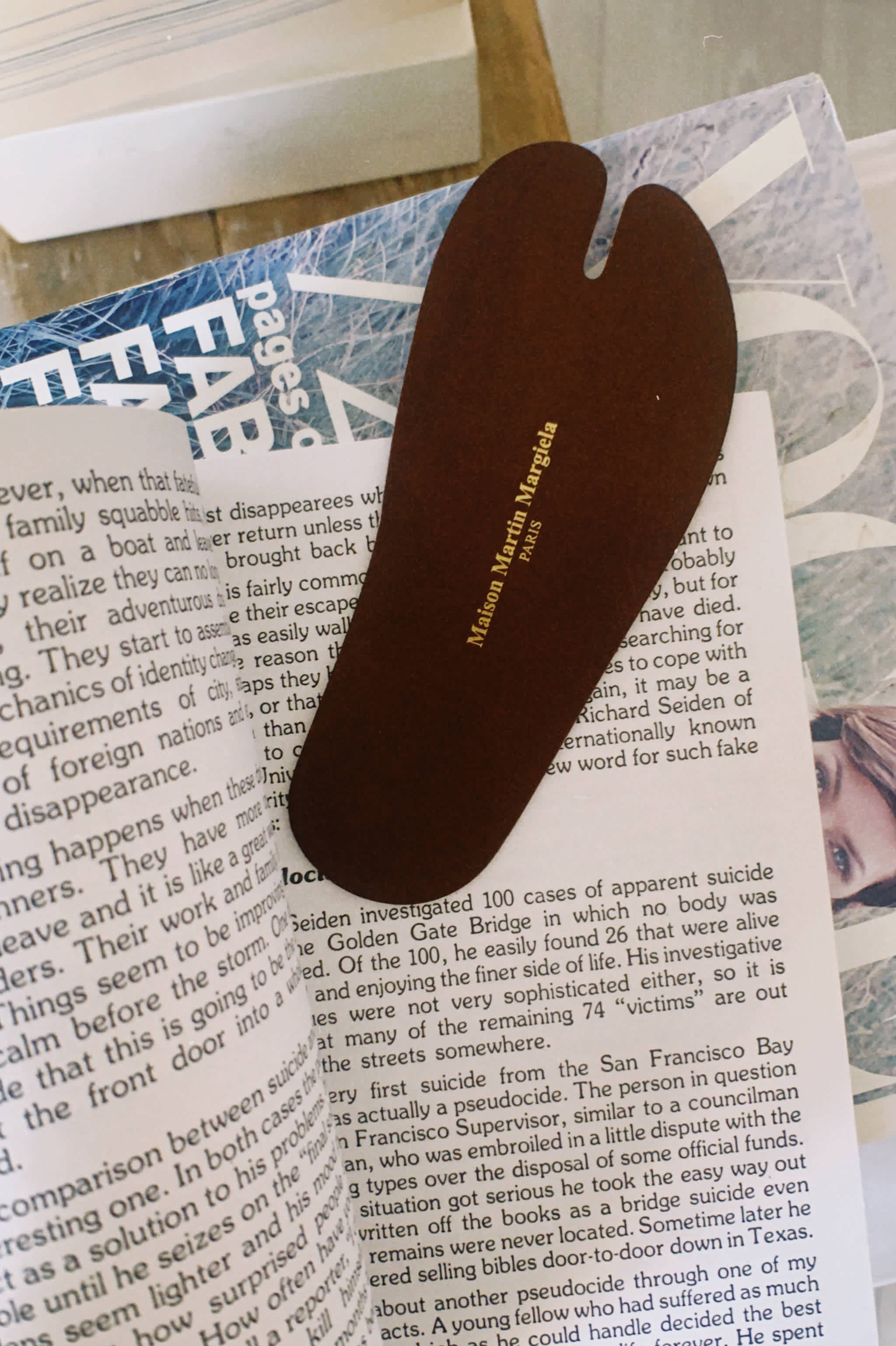 mint film office - Tabi bookmark